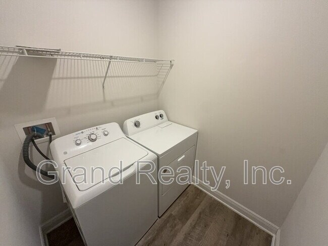 Building Photo - 3814 Hawks Landing Cir