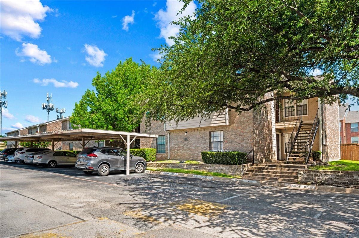 Building Photo - 4748 Old Bent Tree Ln