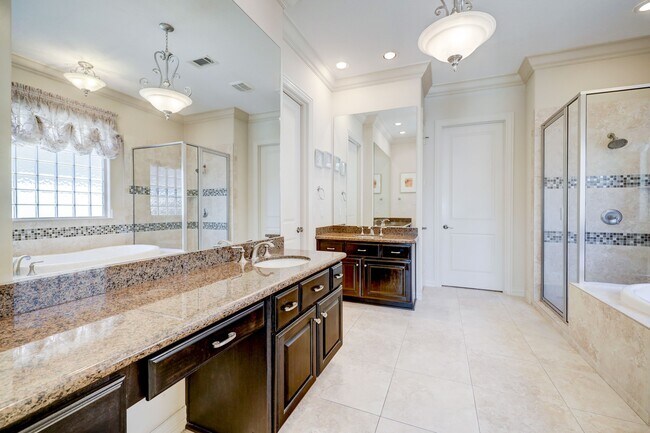 Building Photo - 14207 Bay Cliff Ct