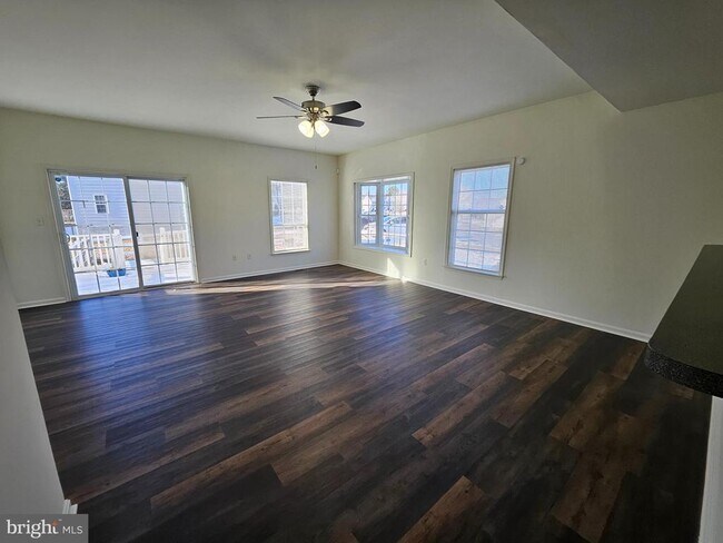 Building Photo - 89 Bay Hill Ln