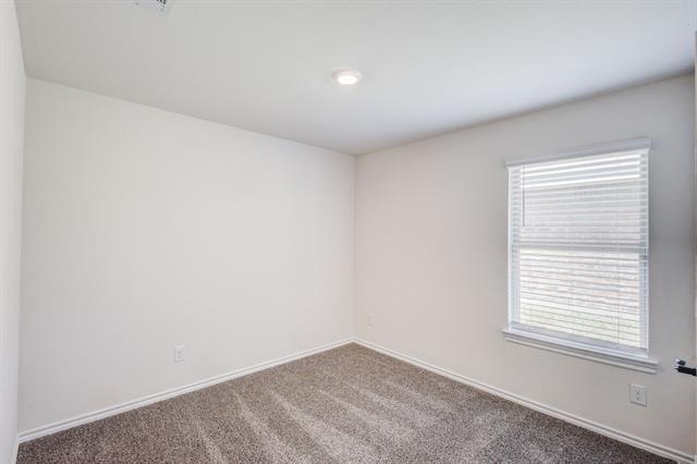 Building Photo - 2940 Lawson Dr