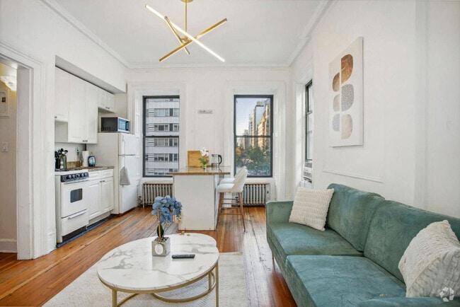 Building Photo - 300 E 69th St