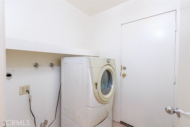 Building Photo - 5744 E Creekside Ave