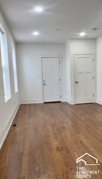 Building Photo - 1719 W 18th St