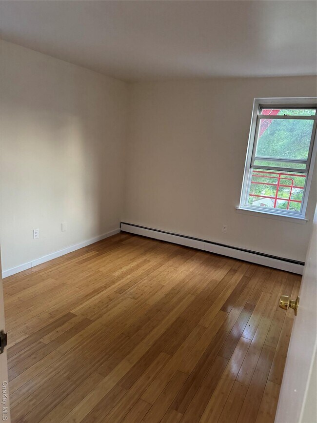 Building Photo - 199 Hoover Rd