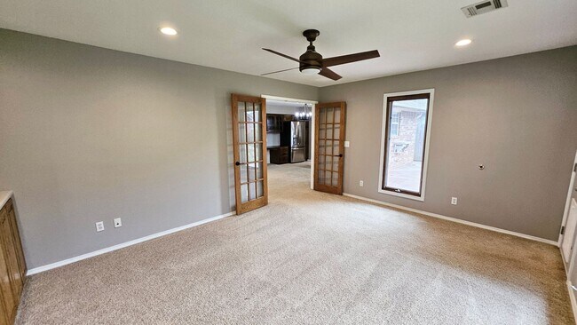 Building Photo - Inviting Home with Bonus Workshop Space!