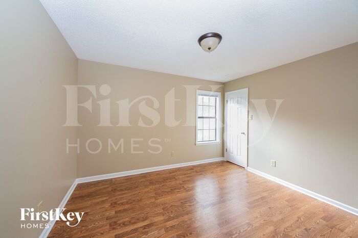 Building Photo - 9168 Fletcher Trace Pkwy
