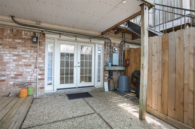 Building Photo - 857 Wax Myrtle Ln