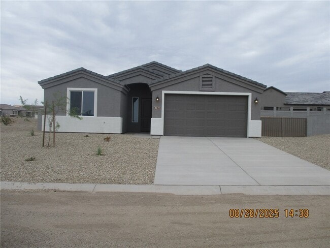 Primary Photo - 6194 S Pawnee Ct