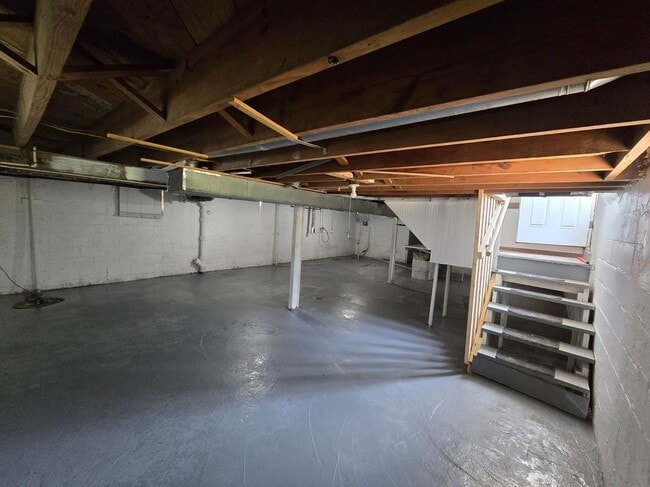 Building Photo - 5361 Wilborn Dr
