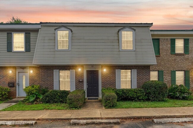 Building Photo - UPCOMING LISTING JAMESTOWNE CONDOMINIUMS