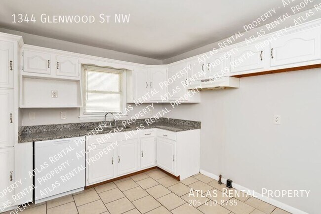 Building Photo - 1344 Glenwood St NW