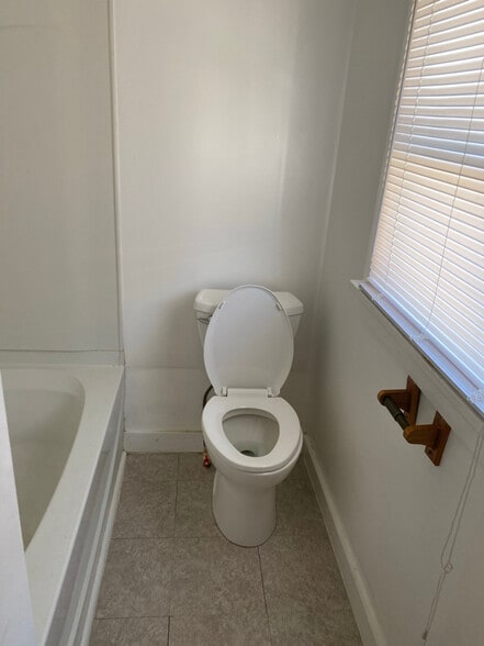 Building Photo - 229 Burns Ave