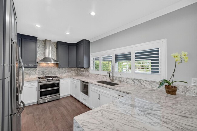 Building Photo - 1009 Tangelo Isle