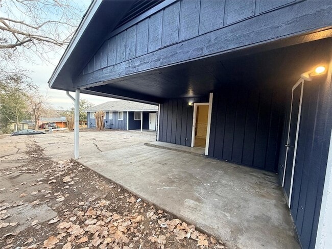 Building Photo - 4302 Scottsdale Rd