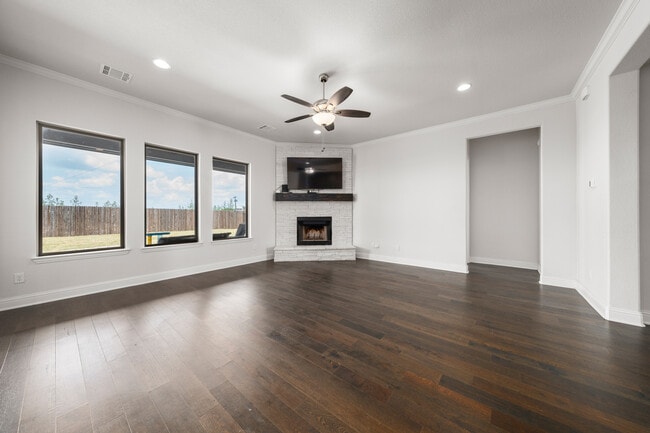 Building Photo - 2308 Paddington Way