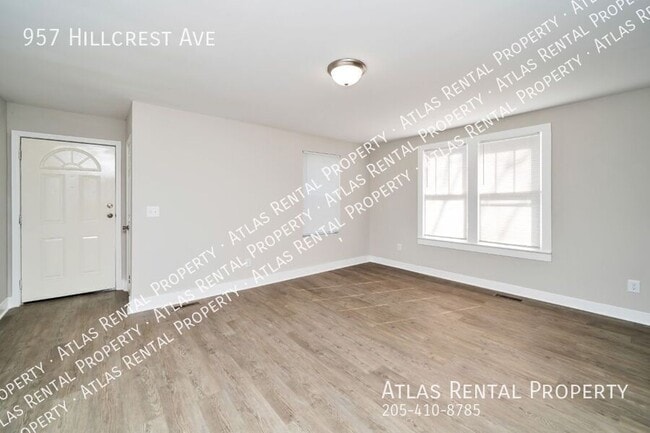 Building Photo - 957 Hillcrest Ave