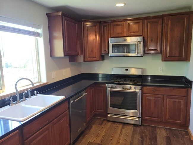 Building Photo - 75 E Katina Ct