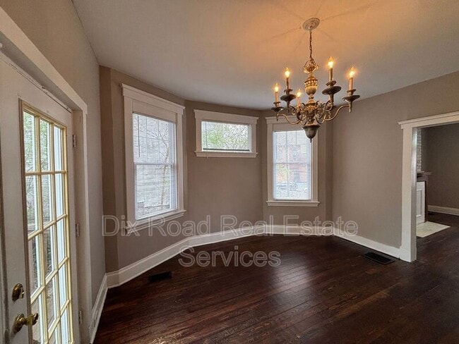 Building Photo - 5310 Carthage Ave