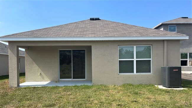 Rear view - 5125 Rocky Coast Pl