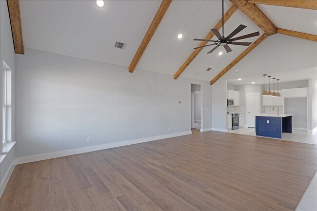 Building Photo - 2355 Co Rd 376