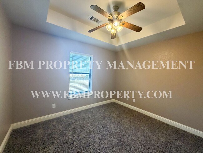 Building Photo - 163 Highland Dr