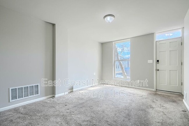 Building Photo - 2308 Jefferson St