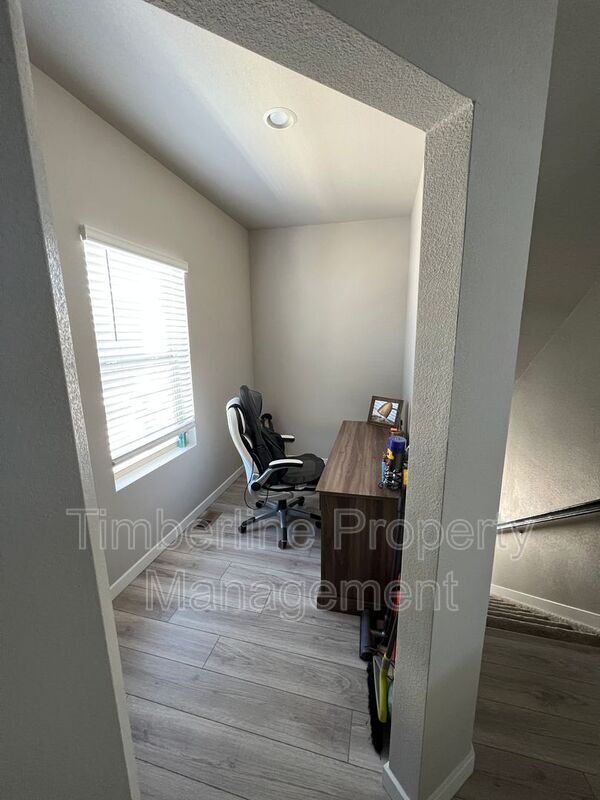 Building Photo - 9606 Timberlake Loop
