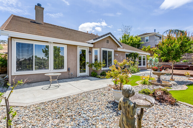 Building Photo - 5295 Crystyl Ranch Dr