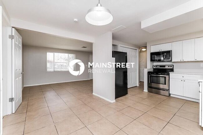 Building Photo - 4 Bedroom Pet-Friendly Home in HOLIDAY, FL with Main Street Renewal
