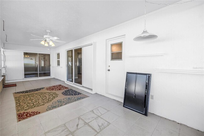 Building Photo - 5771 Timberlake Dr