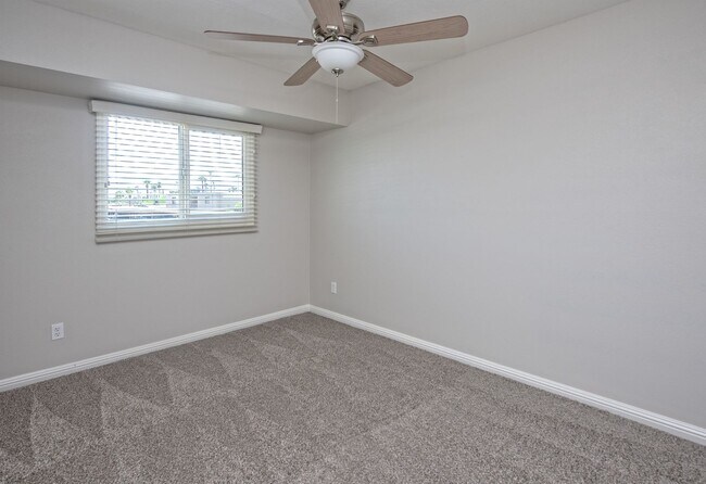 Building Photo - 6841 E Osborn Rd