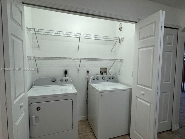 Building Photo - 8507 NW 140th Terrace