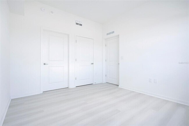 Building Photo - 5579 Millennia Park Dr