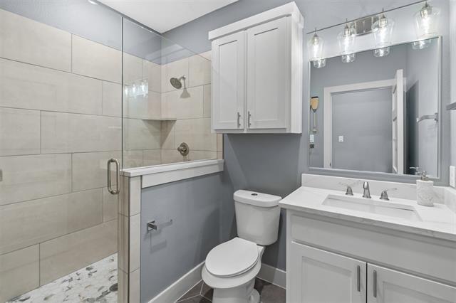 Building Photo - 156 Marina Dr