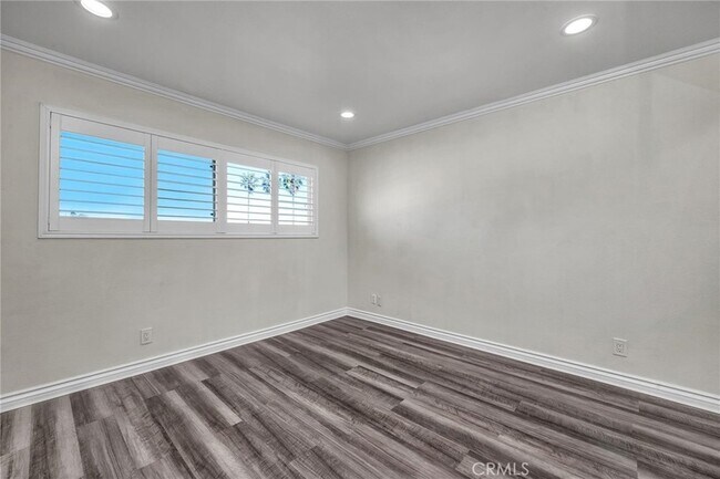 Building Photo - 25925 Narbonne Ave