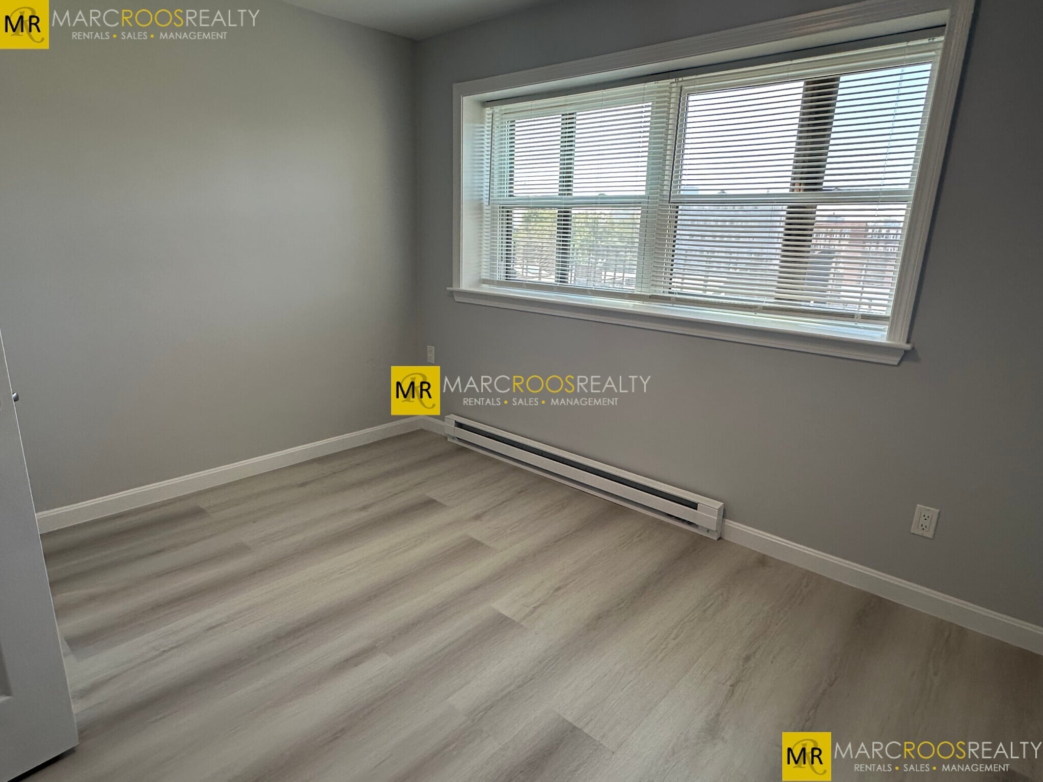 Building Photo - 476 Commonwealth Ave