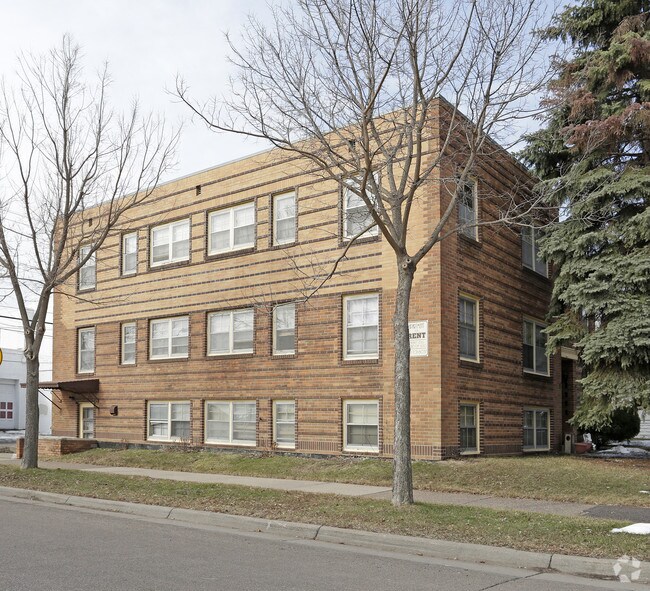 Building Photo - 1220 Sherburne Ave