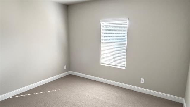 Building Photo - 600 Midnight Oak Dr