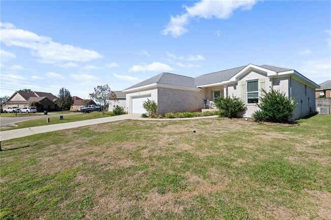 Building Photo - 350 Allison Ct