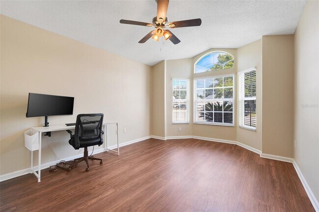 Building Photo - 15722 Autumn Glen Ave