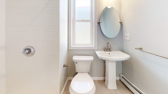 Building Photo - 110 Boston St