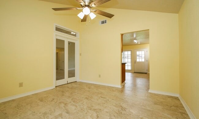 Building Photo - 19518 Gladewater Dr