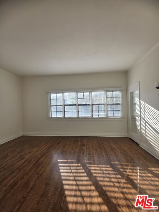 Building Photo - 1022 S Cloverdale Ave