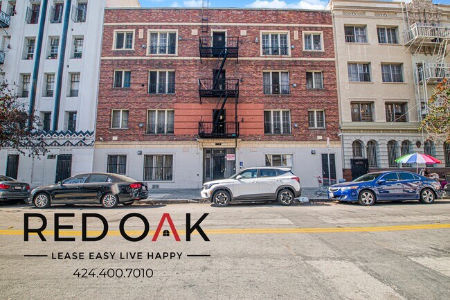 Building Photo - 739 Normandie Ave