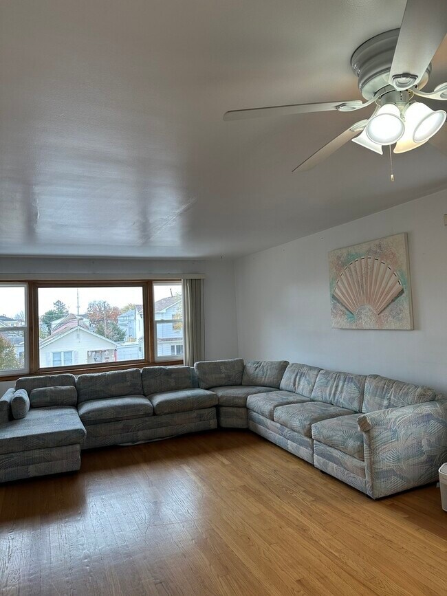 Building Photo - 2538 N 75th Ave