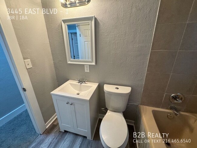 Building Photo - 3445 East Blvd