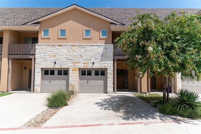 Primary Photo - 204 Conservation Dr