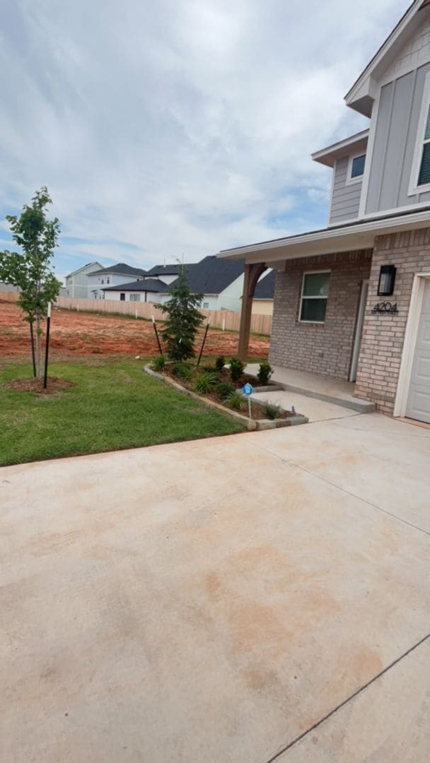 Building Photo - Brand New 3 Bedroom Home in Deer Creek School District