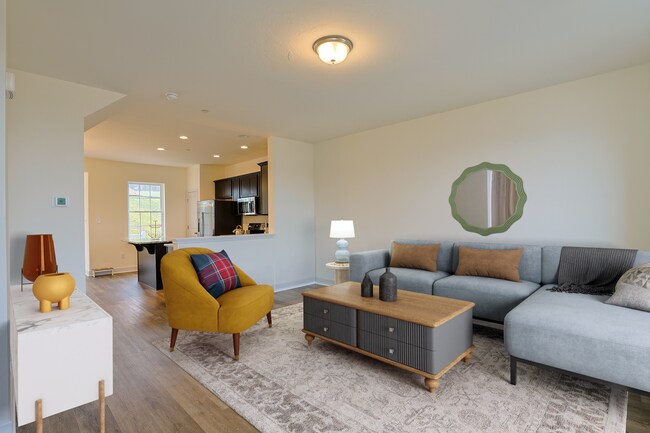 Building Photo - Luxury 3 Bedroom Townhome!